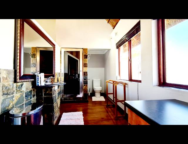 4 BEDROOM HOUSE FOR SALE IN LEEUWFONTEIN ESTATE